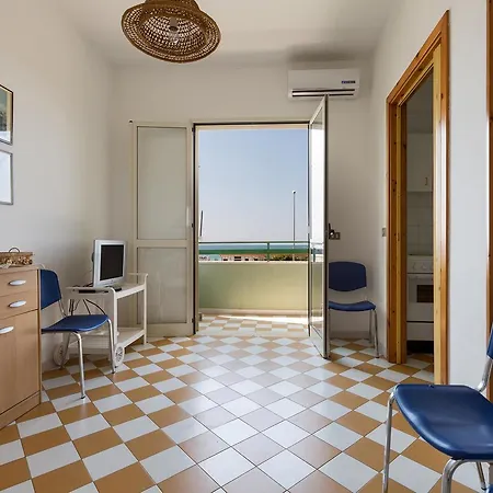 Apartment La Baia
